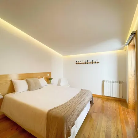 Villa 2br River Historic Village *