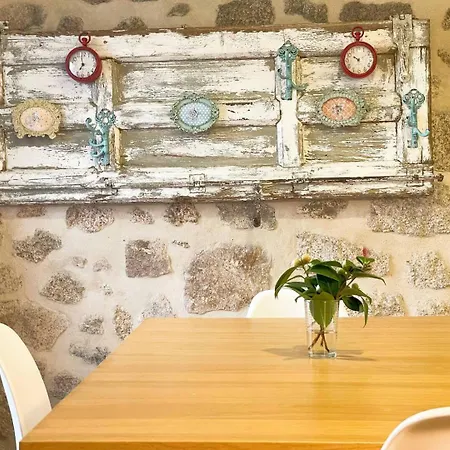 فيلة 2br River Historic Village *