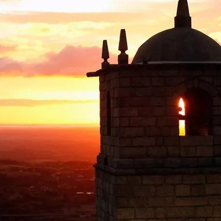 2br River Historic Village * קאסטלו נובו